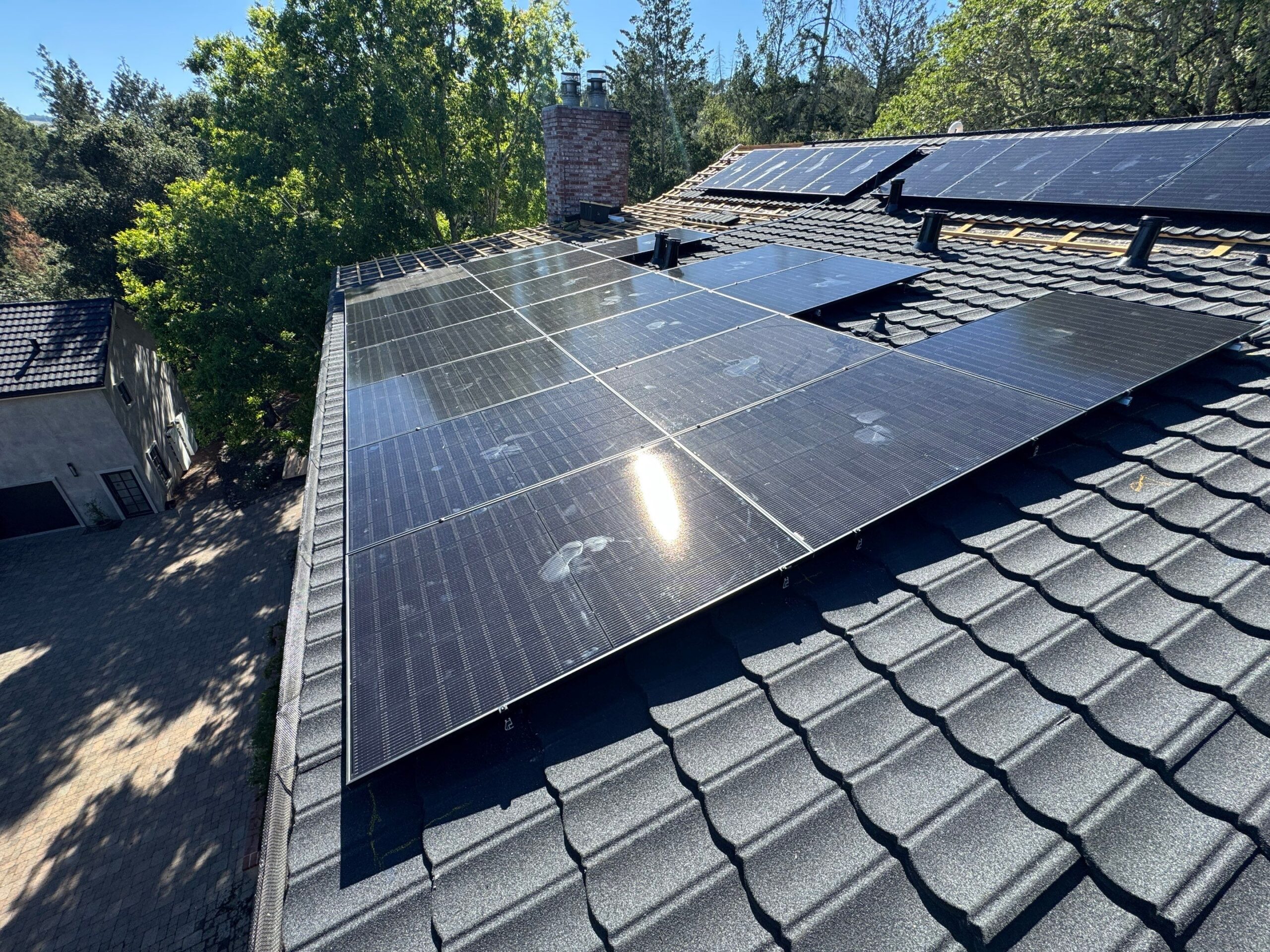 12.04KW QCell Qtron with 40KW Battery System