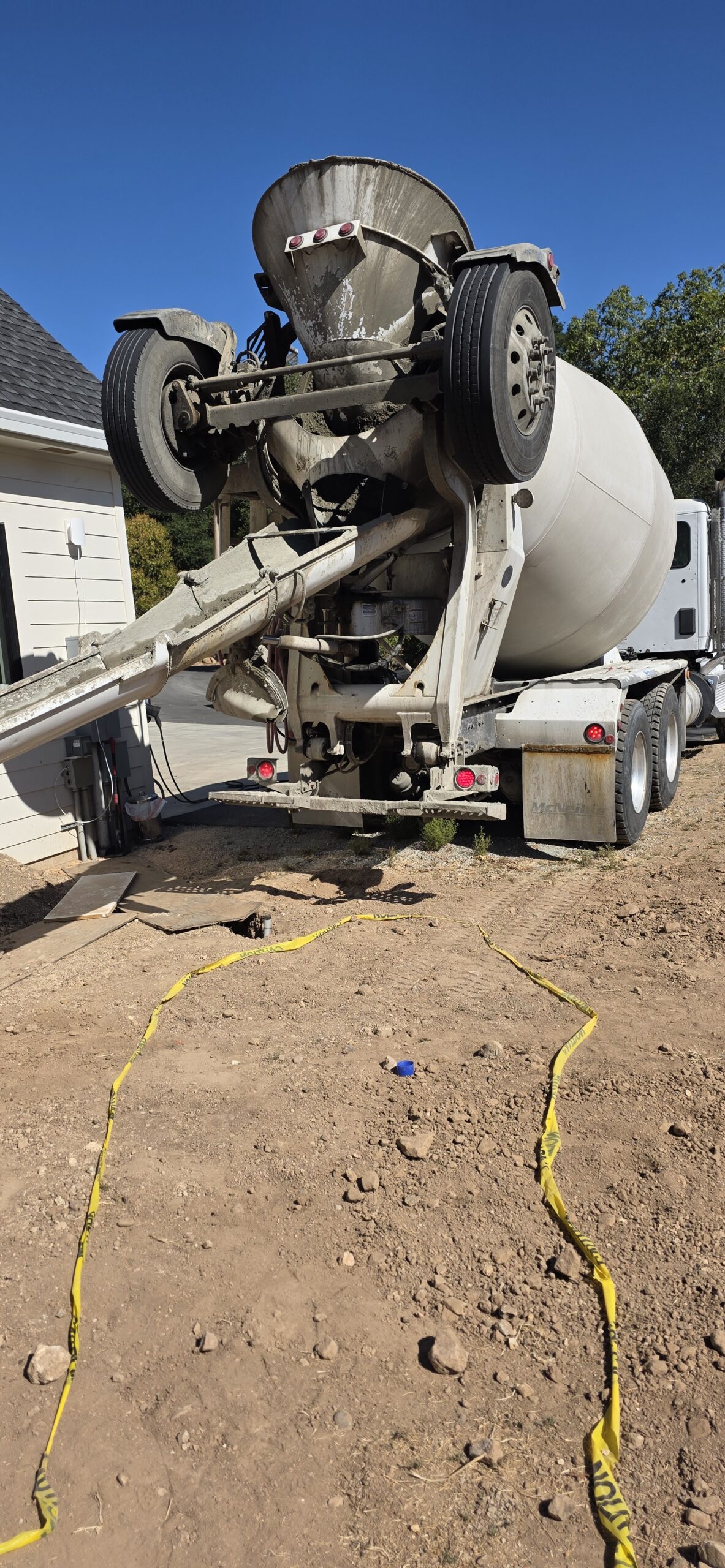 Groundmount Solar with x3 Franklin aPower 2 Batteries