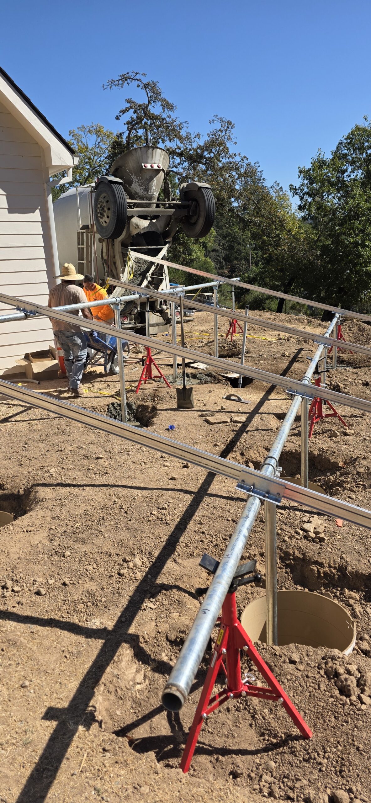 Groundmount Solar with x3 Franklin aPower 2 Batteries