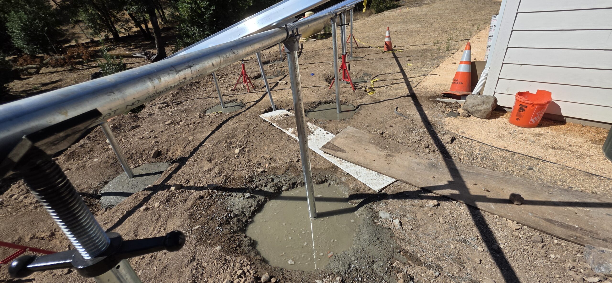 Groundmount Solar with x3 Franklin aPower 2 Batteries