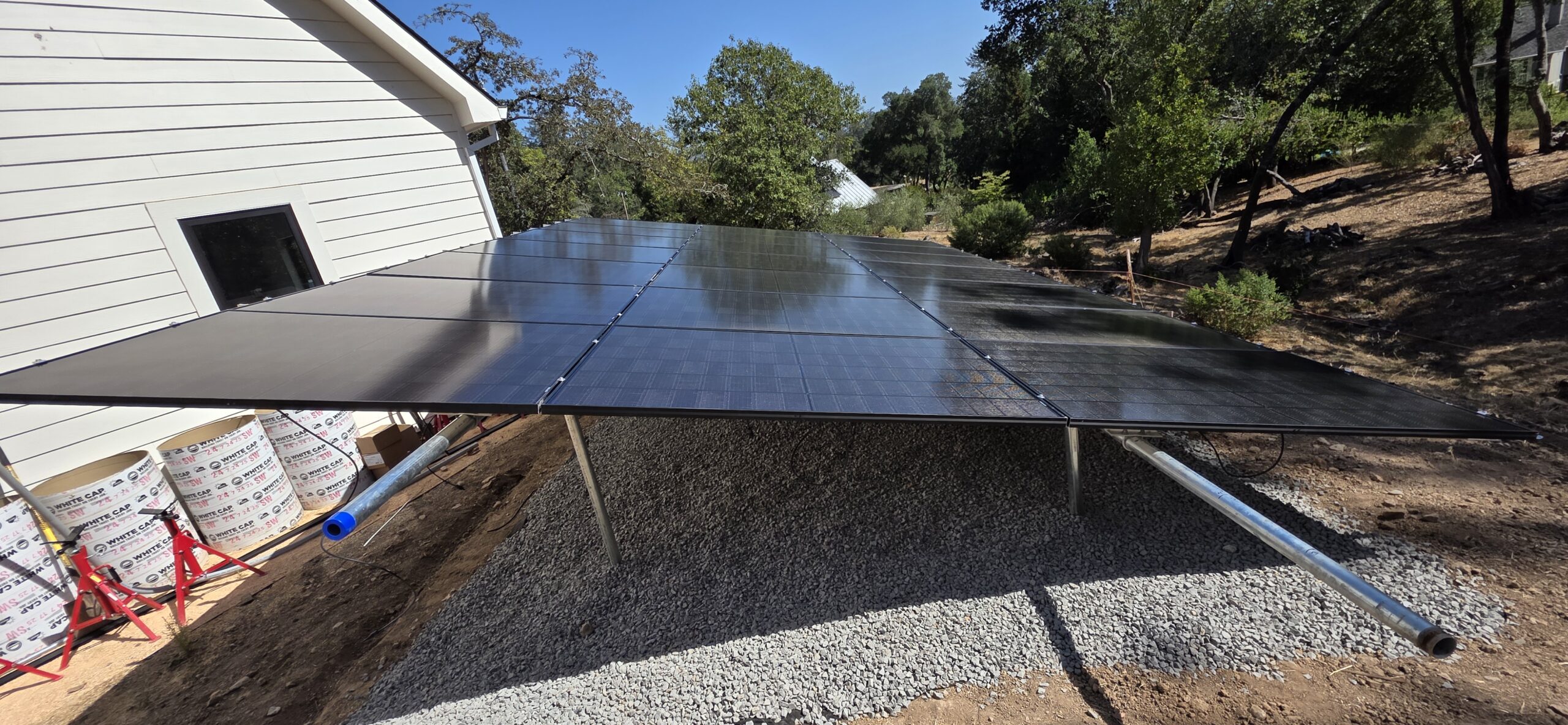 Groundmount Solar with x3 Franklin aPower 2 Batteries