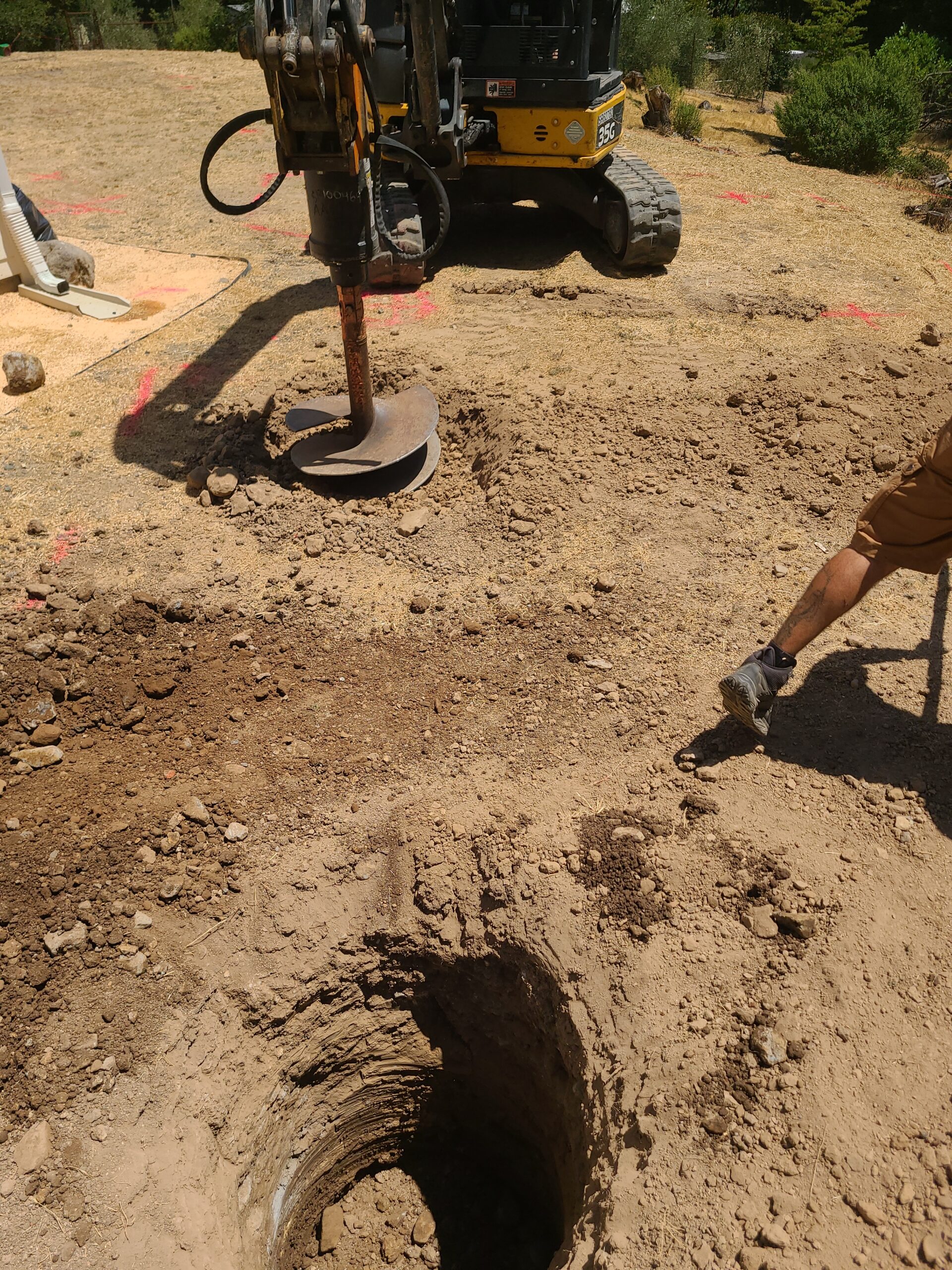 Groundmount Solar with x3 Franklin aPower 2 Batteries