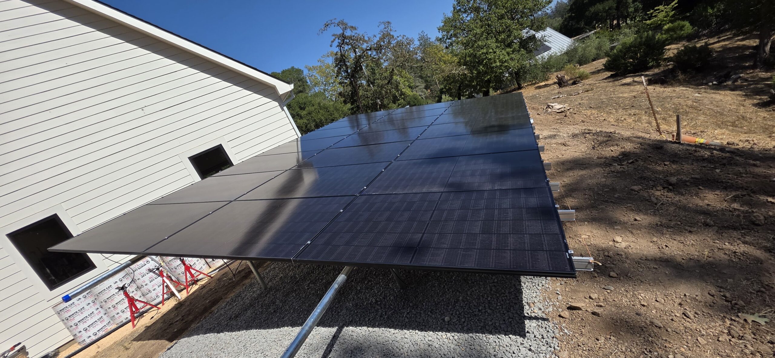 Groundmount Solar with x3 Franklin aPower 2 Batteries